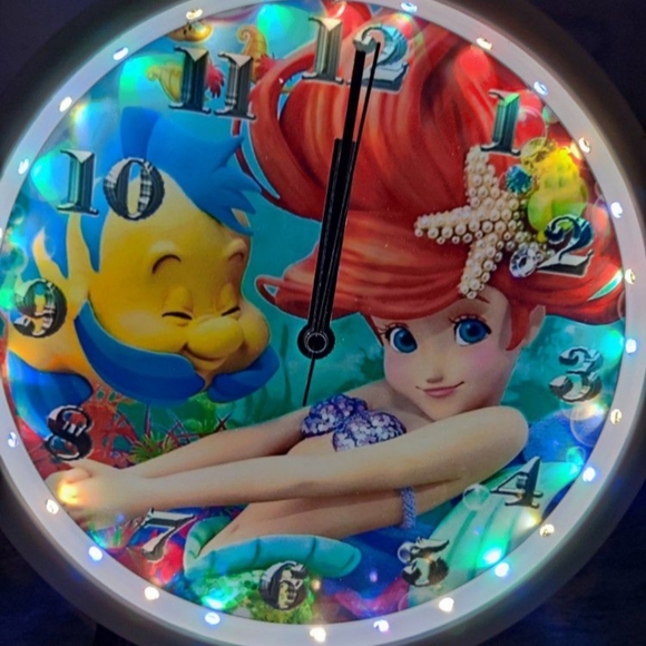 Mermaid led lights wall clock - Picture 3 of 6